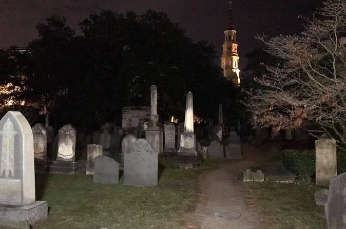 Charleston Ghost & Graveyard Night-Time Guided Walking Tour - The guide can shape the whole night