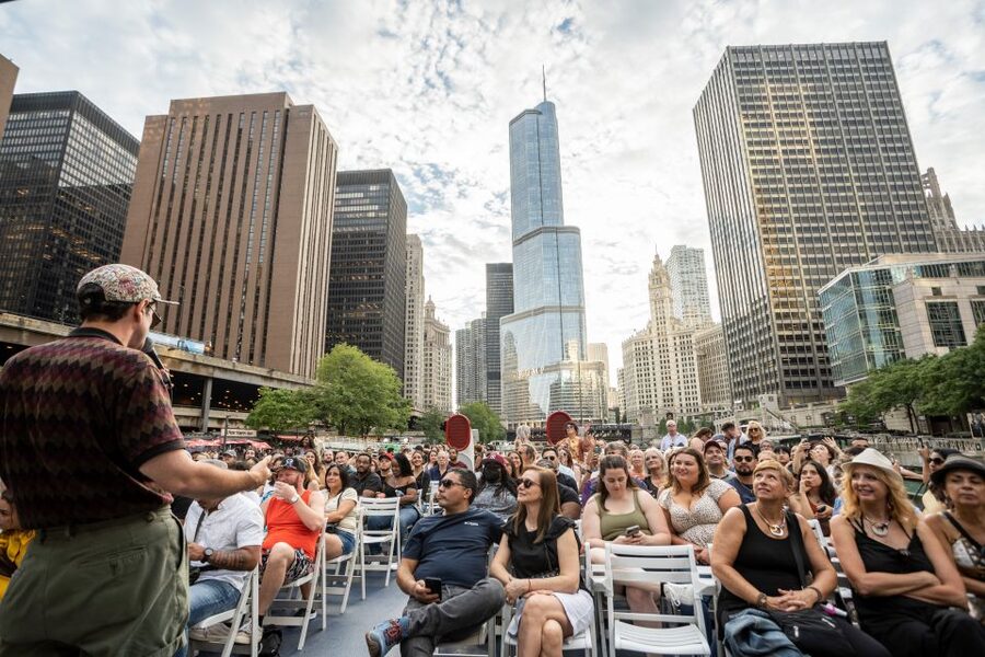 Chicago: 1.5-Hour Scenic Sunset Lake Cruise - From Michigan Avenue to the Chicago River