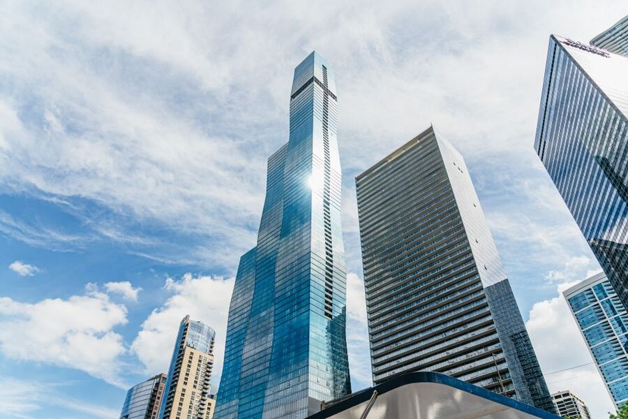 Chicago: 45-Minute Family-Friendly Architecture River Cruise - Choosing between the open deck and the cabin