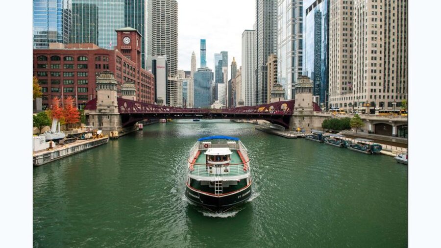 Chicago: Architecture Boat Tour with Drinks - Key points to know before you go
