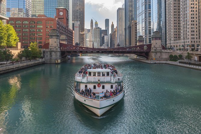 Chicago Architecture Center River Cruise aboard First Lady - The Chicago Architecture Center connection