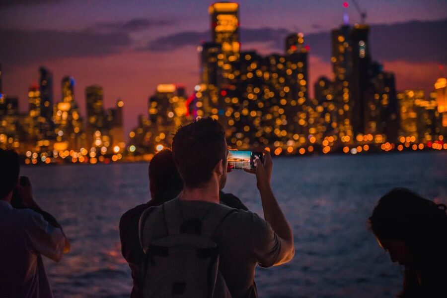 Chicago by Night River and Lake Cruise - Key points at a glance