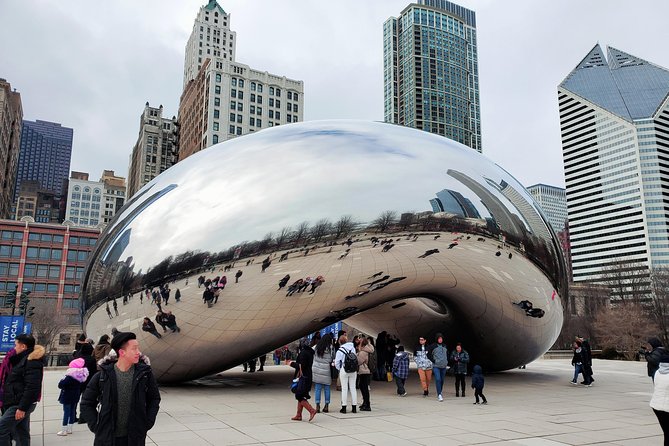 Chicago City Minibus Tour - Lincoln Park adds gardens, sculptures, and open space