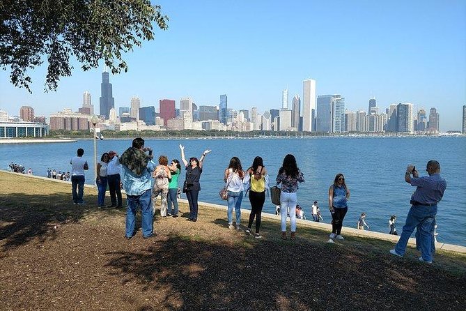 Chicago City Minibus Tour - Millennium Park is a pass-by, not a full visit