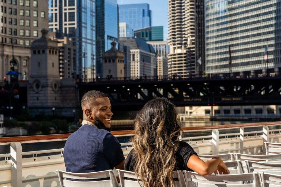 Chicago Explorer Pass: 2 to 7 Attractions including SkyDeck - Flyover Chicago, Museum of Illusions, and bowling