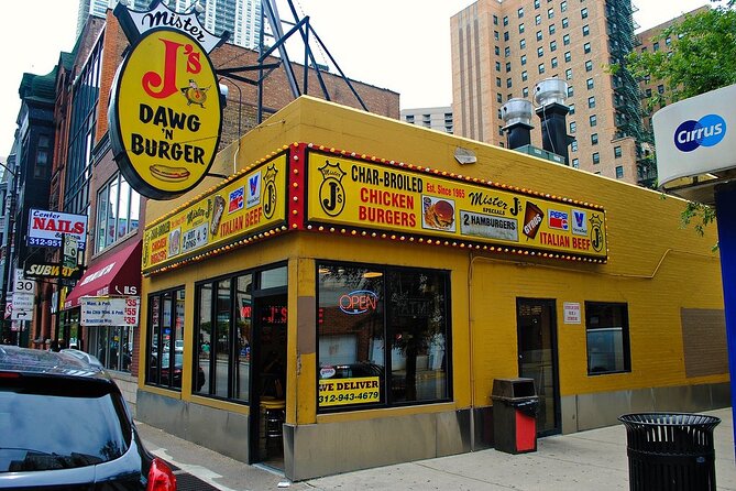 Chicago Gangster and Food Walking Tour - The Gold Coast’s classic Chicago dog