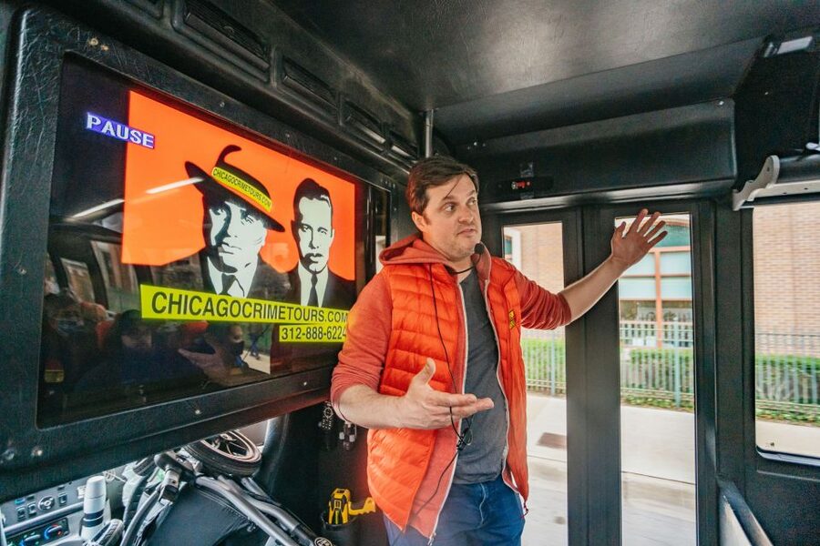 Chicago: Mob and Crime Bus Tour - The Chicago River and famous River North addresses