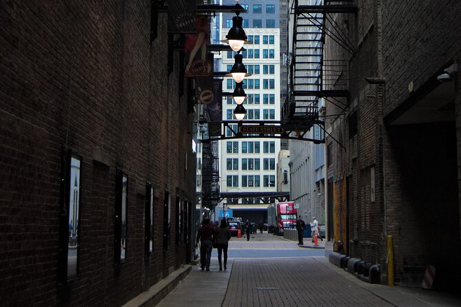 Chicago Mobs and Haunts Walking Tour - Starting at the Congress Plaza Hotel