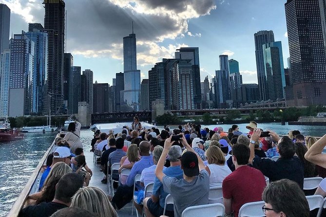 Chicago River 90-Minute Architecture Boat Tour - Key things to know before you book