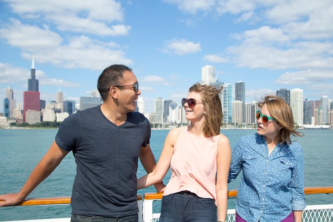 Chicago Sightseeing River and Lake Cruise - The best departure time for light and photos