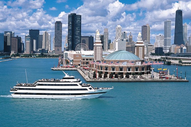 Chicago Signature Dinner Cruise on Lake Michigan - The buffet dinner: filling, practical, and not fine dining