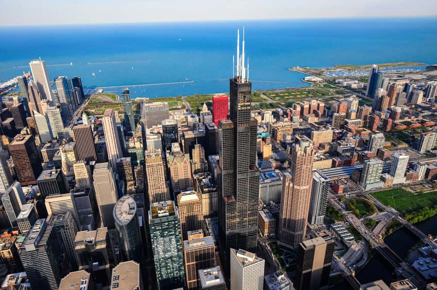 Chicago: Willis Tower Skydeck and The Ledge Ticket - Arriving at Willis Tower on South Wacker Drive