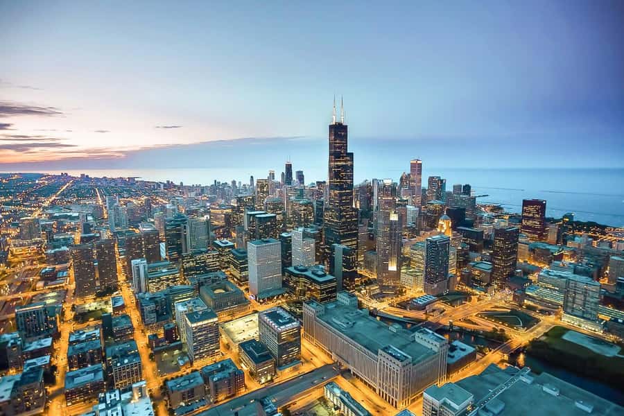 Chicago: Willis Tower Skydeck and The Ledge Ticket - When to go for shorter waits