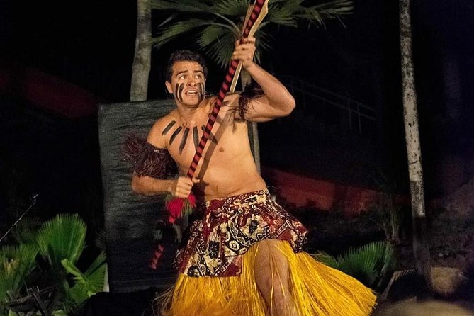 Chief's Luau Admission - Timing, comfort, and group size