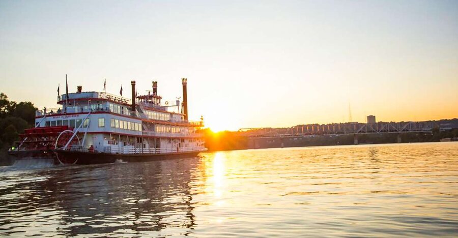 Cincinnati: Riverboat Cruise with Lunch and Entertainment - The View From the Upper Deck