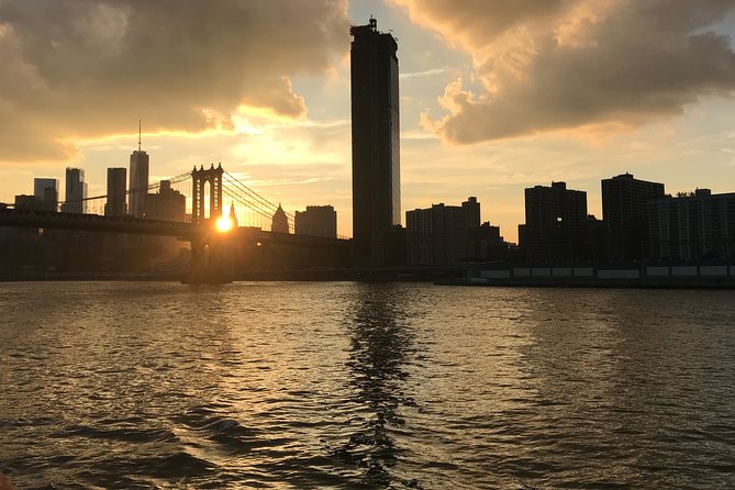 Circle Line: 2hr - New York City Harbor Lights Cruise - Pier 83: the practical start of the evening