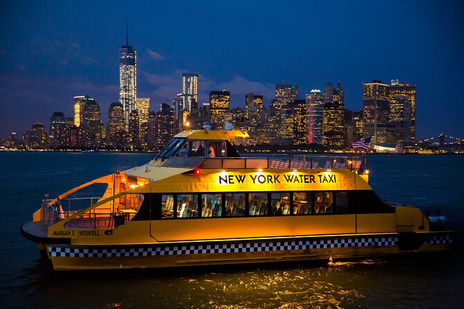 Circle Line: New York City Statue of Liberty Super Express Cruise - Boarding at Pier 16 in South Street Seaport