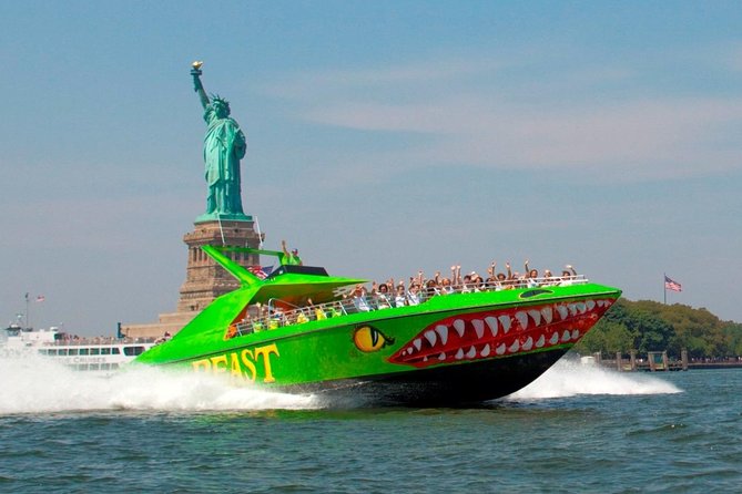 Circle Line: NYC BEAST Speedboat Ride - Leaving Pier 83 and racing down the Hudson