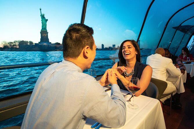 City Cruises New York: Bateaux Premier Dinner Cruise - Setting Sail from Chelsea Piers at 7:00 pm