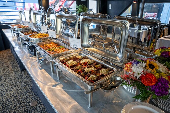 City Cruises New York: Signature Dinner Cruise - Comfort, weather, and ship condition matter