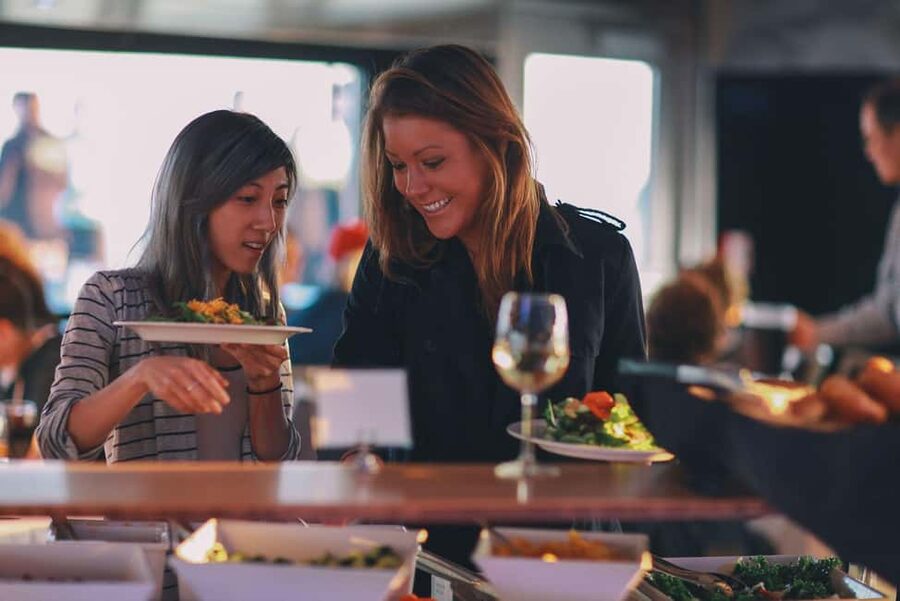 City Cruises Norfolk: Lunch, Brunch, or Dinner Buffet Cruise - Food quality, warmth, and buffet timing