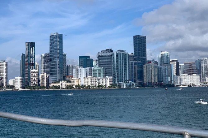 City Half Day Tour of Miami by Bus with Sightseeing Cruise - Bayside Marketplace and the one-hour break