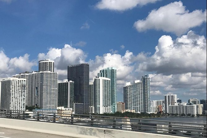 City Half Day Tour of Miami by Bus with Sightseeing Cruise - The 90-minute Star Island boat cruise