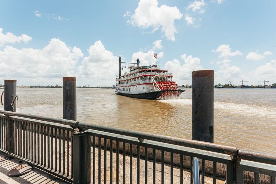 City Sightseeing New Orleans HOHO Bus Tour & Bookable Extras - How the price compares with the experience