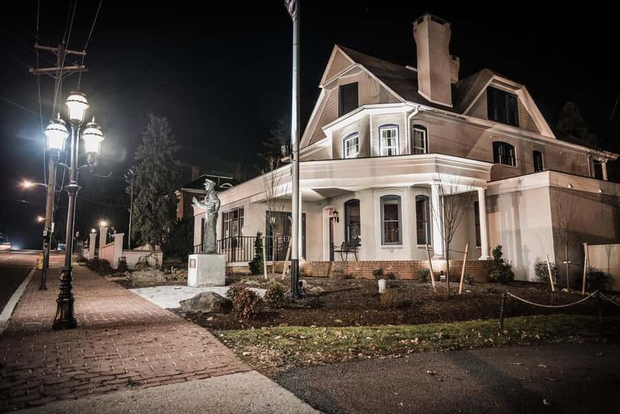 Civil War Ghosts: Echoes of the Fallen Gettysburg Ghost Tour - The old orphanage adds a darker chapter