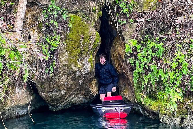 Clear Kayaking Eco Adventure Tour in Marianna - Looking for fish, turtles, crawfish, and fossils