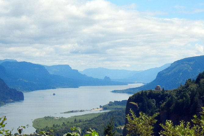 Columbia River Gorge Waterfalls Tour from Portland, OR - Why this half-day Gorge tour works so well