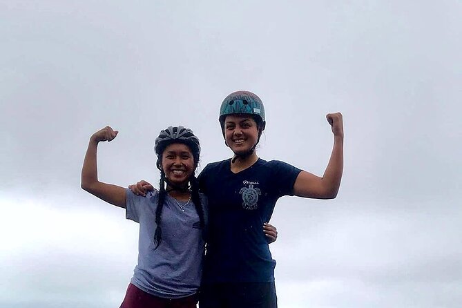 Cycle to the Sea with Maui Bombers - Riding toward Makawao