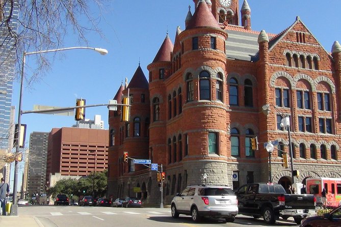 Dallas and Fort Worth City Sightseeing Tour Small-Group - Should you book the Dallas and Fort Worth City Sightseeing Tour?