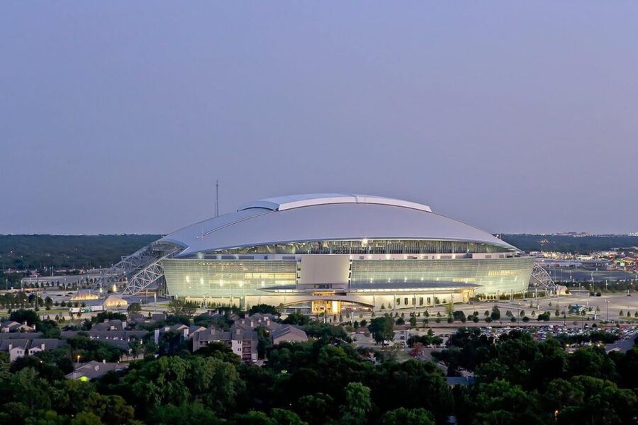 Dallas: Cowboys AT&T Stadium Tour with Transportation - Locker rooms and the post-game interview room