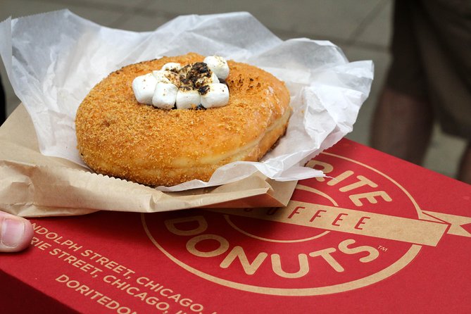 Delicious Donuts & City Sights: Chicago's Original Donut Tour - Guides, group size, and the human side