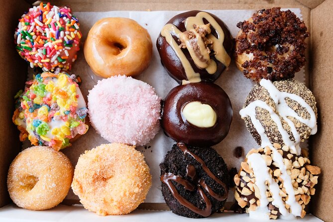 Delicious Donuts of Nashville: A Sweet City Walking Adventure - Nashville landmarks between the bites