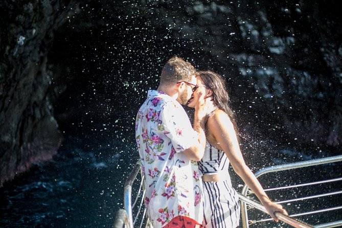 Deluxe Na Pali Morning Snorkel Tour on the Lucky Lady - Snorkeling, swimming, and the waterslide