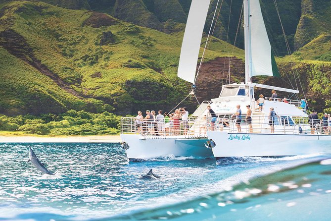 Deluxe Na Pali Morning Snorkel Tour on the Lucky Lady - Is $233.73 a fair price?