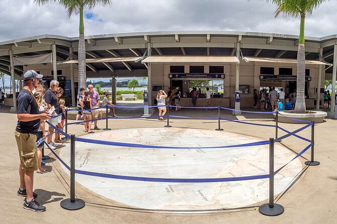 Deluxe Pearl Harbor USS Arizona Memorial and Honolulu City Tour - Who should book this half-day experience?