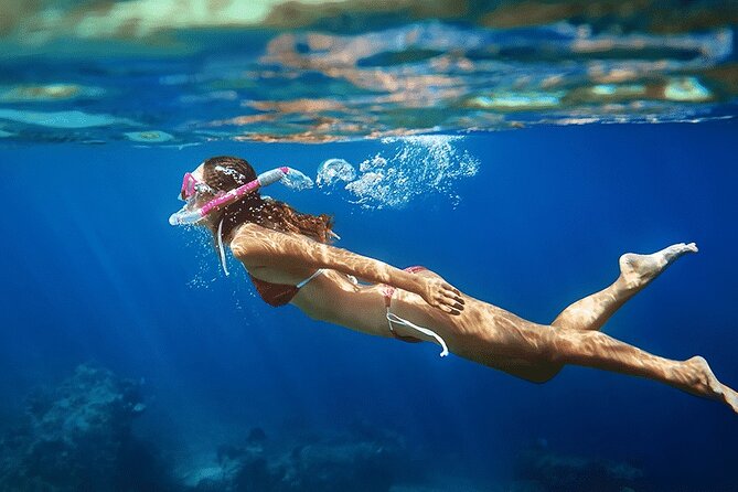Deluxe Sail & Snorkel to the Captain Cook Monument - Captain Cook Monument and Kealakekua Bay