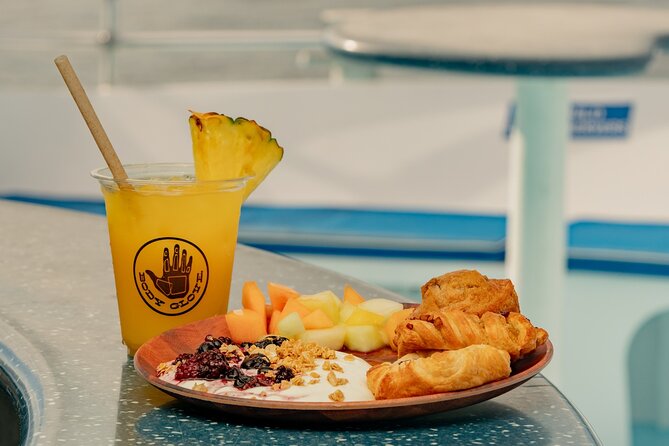 Deluxe Snorkel & Dolphin Watch Aboard a Luxury Catamaran from Kailua-Kona - A barbecue lunch and a crew that stays involved