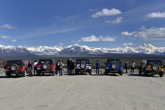 Denali Highway Jeep Excursion - Leaving the Parks Highway for gravel