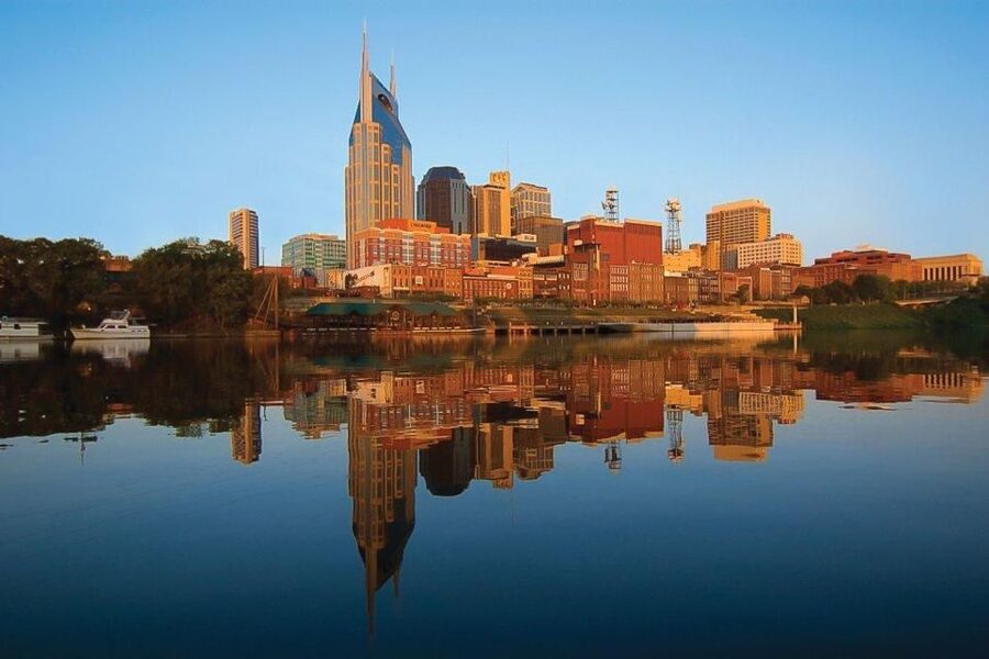 Discover Nashville: Fully Narrated Half-Day City Tour - Bicentennial Mall and the Parthenon