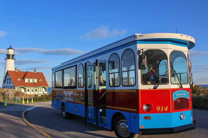 Discover Portland City and Lighthouse Tour - Portland Observatory and the city’s old bones
