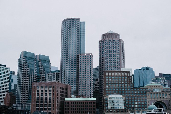 Downtown Freedom Trail, Beacon Hill & Back Bay Walking Tour - Back Bay’s brownstones and Newbury Street