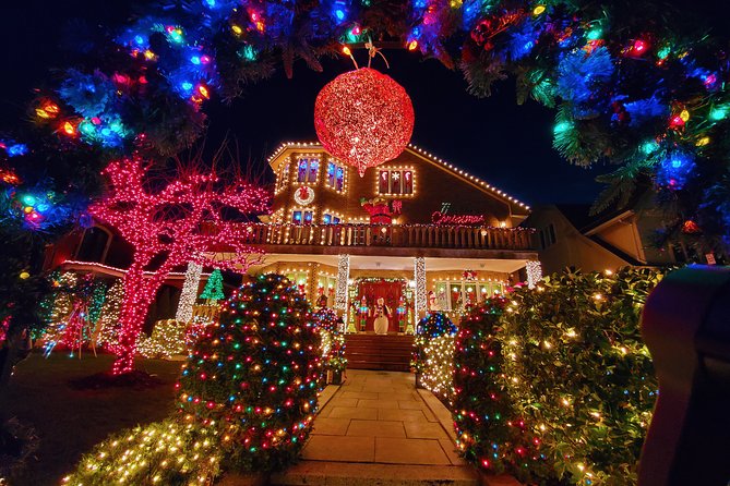 Dyker Heights Christmas Lights Guided Tour - Ending at Bryant Park Winter Village