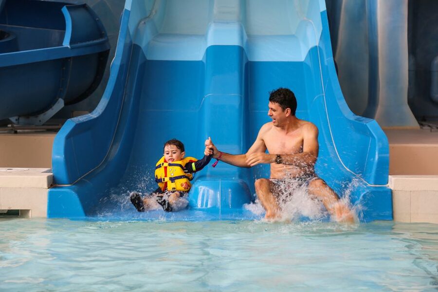 East Rutherford: Dreamworks Indoor Water Park Entry Ticket - What the 4.5 rating means in practice