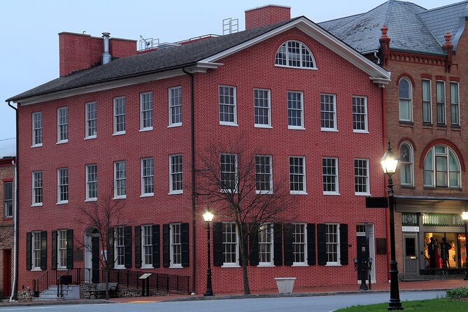 Echoes of War All Ages Ghost Tour - Hotel Gettysburg and the cost of war
