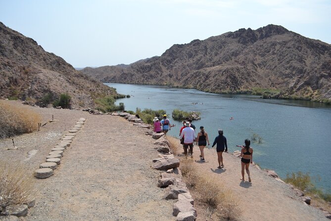 Emerald Cave Express Kayak Tour with Scenic & Historic Stops - What the $99.99 price includes