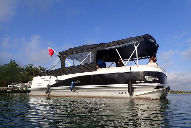 Exclusive Small Group VIP Heated Manatee Snorkel Tour - Why Crystal River is the right place for a manatee swim